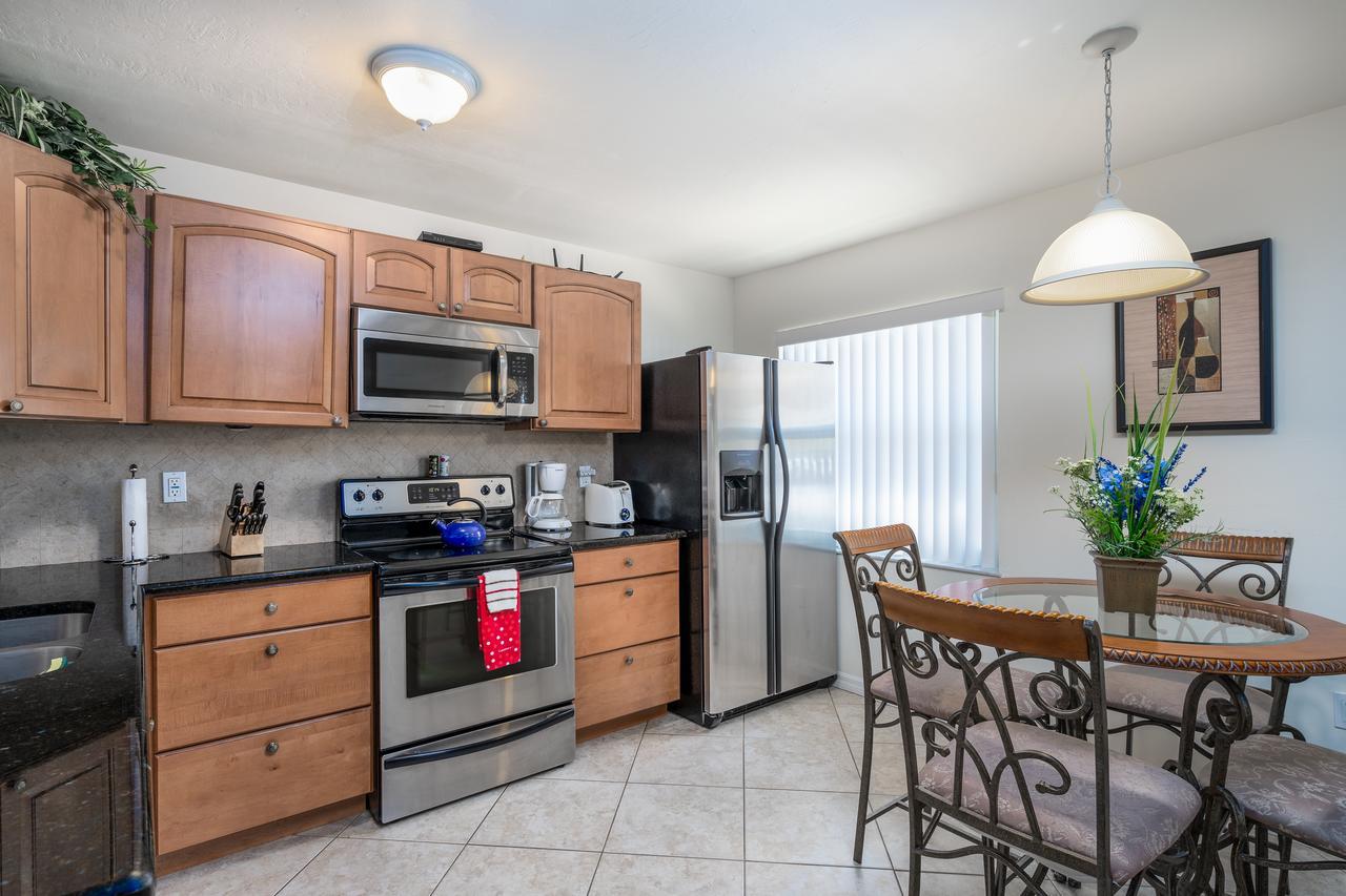 Gulf Breeze Condos Fort Myers Beach Exterior foto